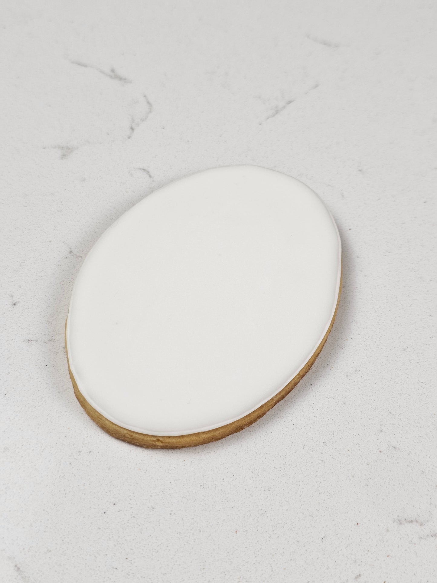 Oval