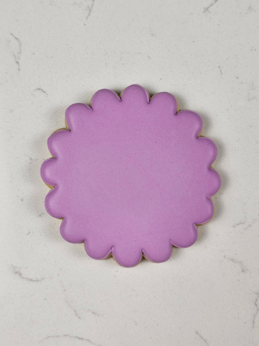 Scalloped Circle
